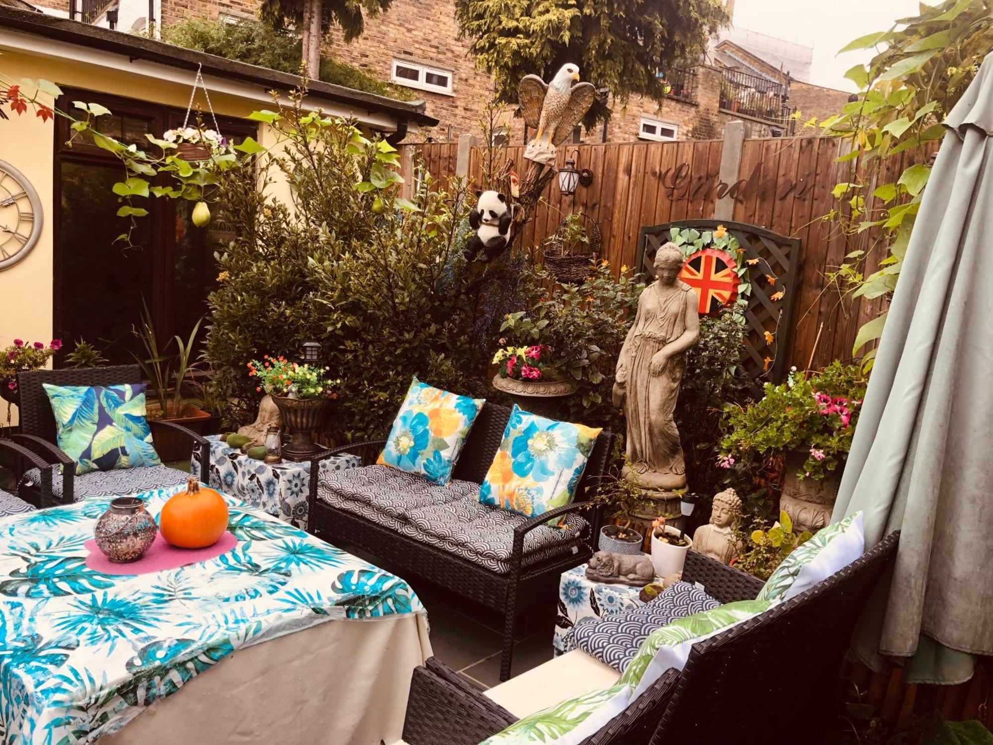 Cheerful 4 Bedroom House With Garden Free Parking 런던 외부 사진